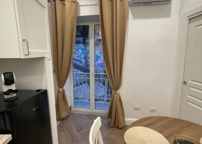 דירה Santamonicaappartaments2 נאפולי