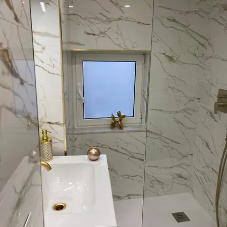 Santamonicaappartaments2