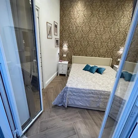 Santamonicaappartaments2 Apartment Naples